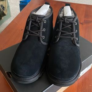 Mens UGG black Neumel boots size 11 New in box